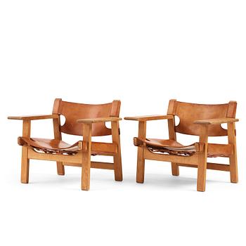 418. Børge Mogensen, a pair of oak and natural leather 'Spanish Chairs', model 2226, Fredericia Stolefabrik, Denmark.