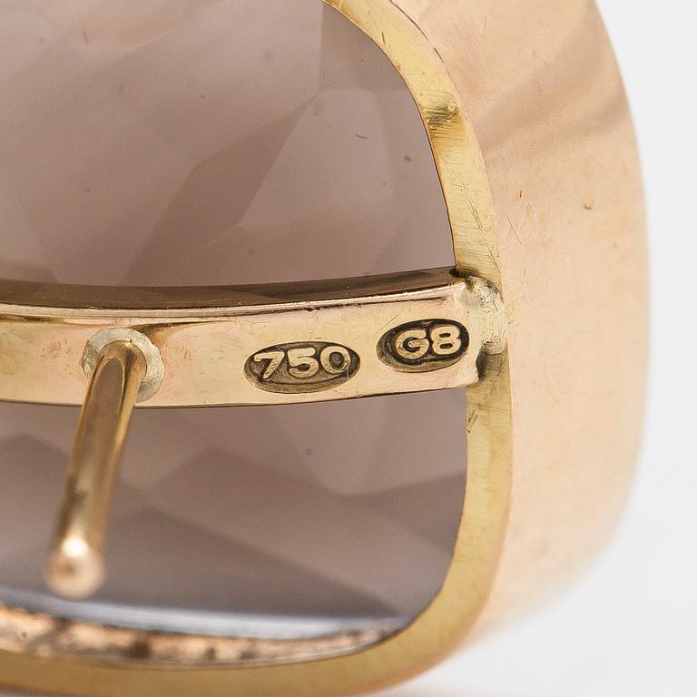 Torbjörn Tillander, örhängen, 18K guld och rökkvarts, Helsingfors 1984.