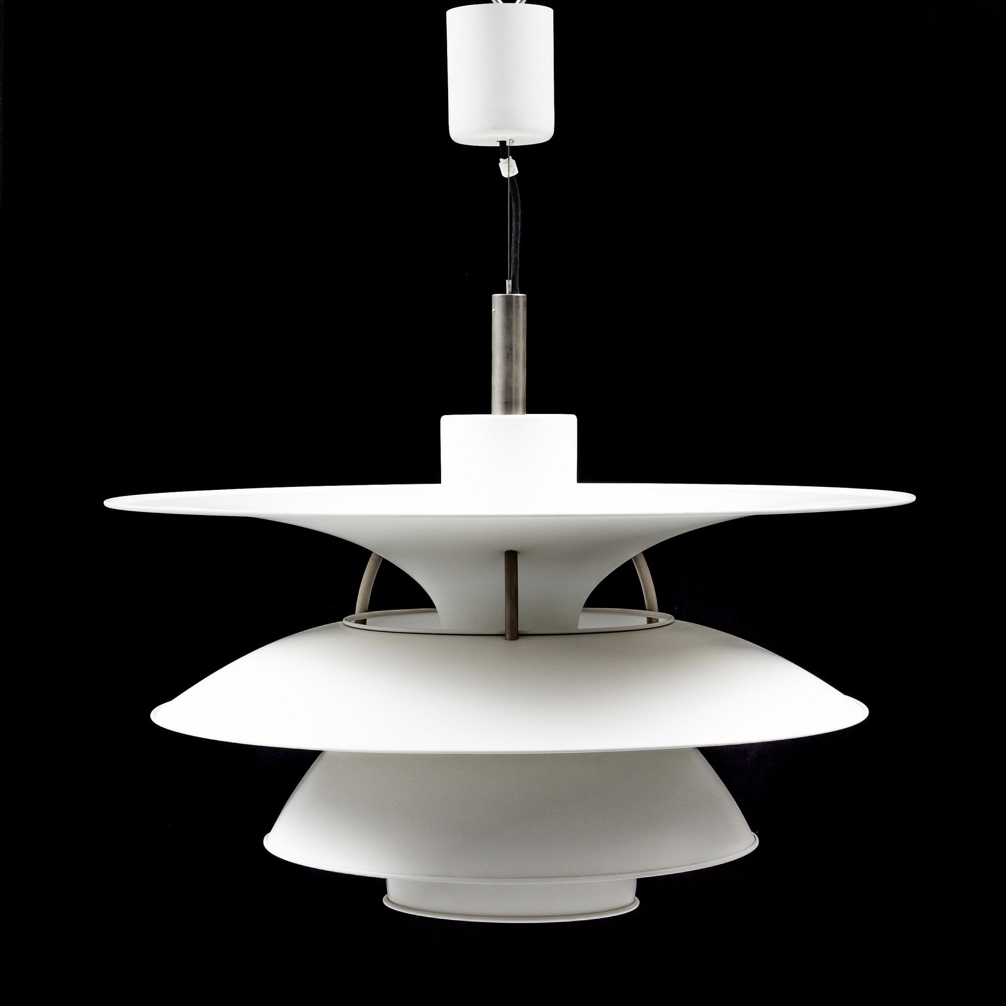 TAKLAMPA, "Charlottenborg PH 6,5, Ebbe Christensen, Sophus Frandsen och Poul Henningsen, Louis Poulsen, Danmark.