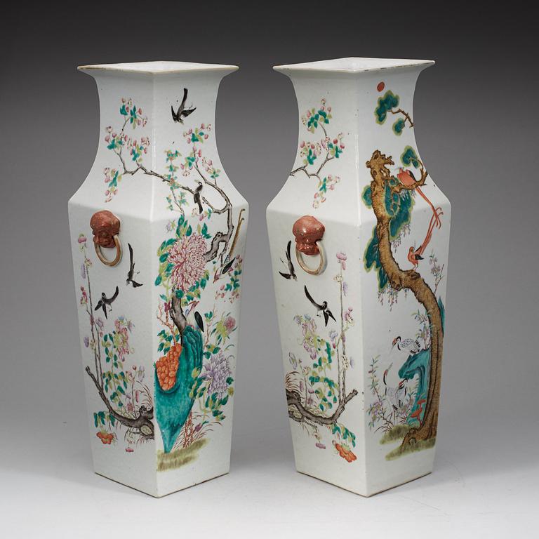 A pair of famille rose vases, Qing dynasty, late 19th Century.