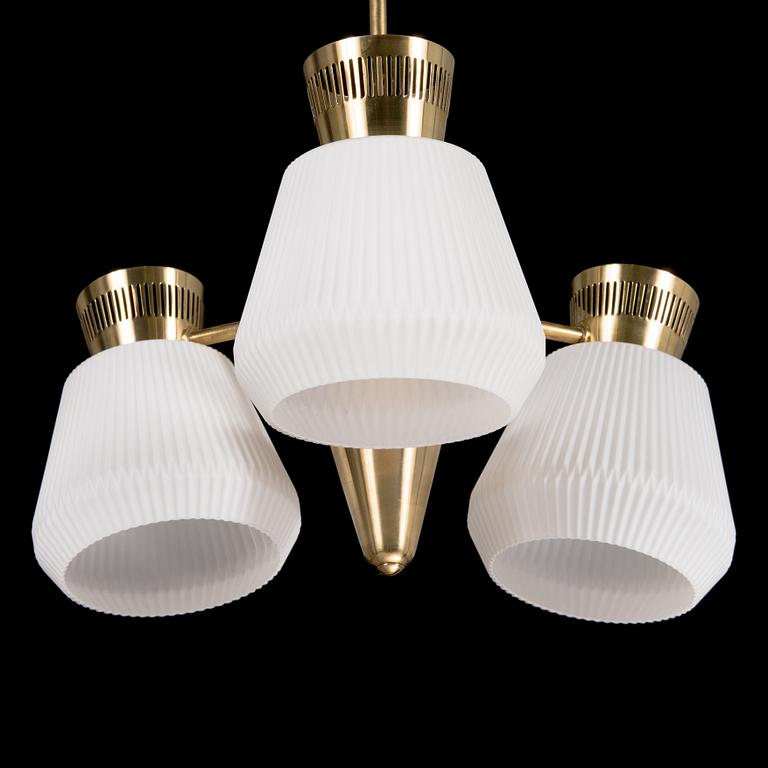 A 1960's chandelier for Itsu.