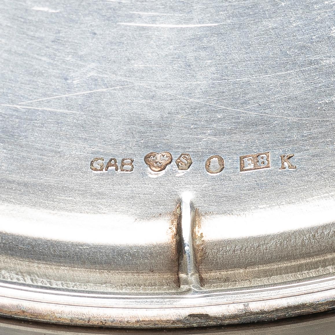 A silver bowl on foot, GAB, Stockholm, 1931.