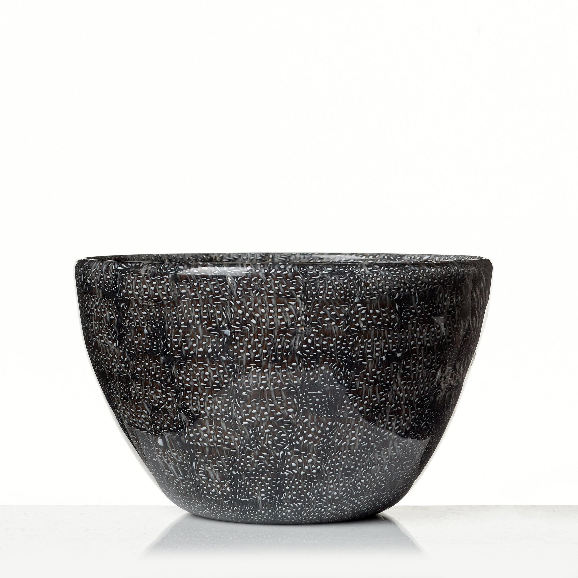 Paolo Venini, a "Murrina" glass bowl, Italy 1960's.