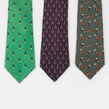 Hermès, three silk ties.