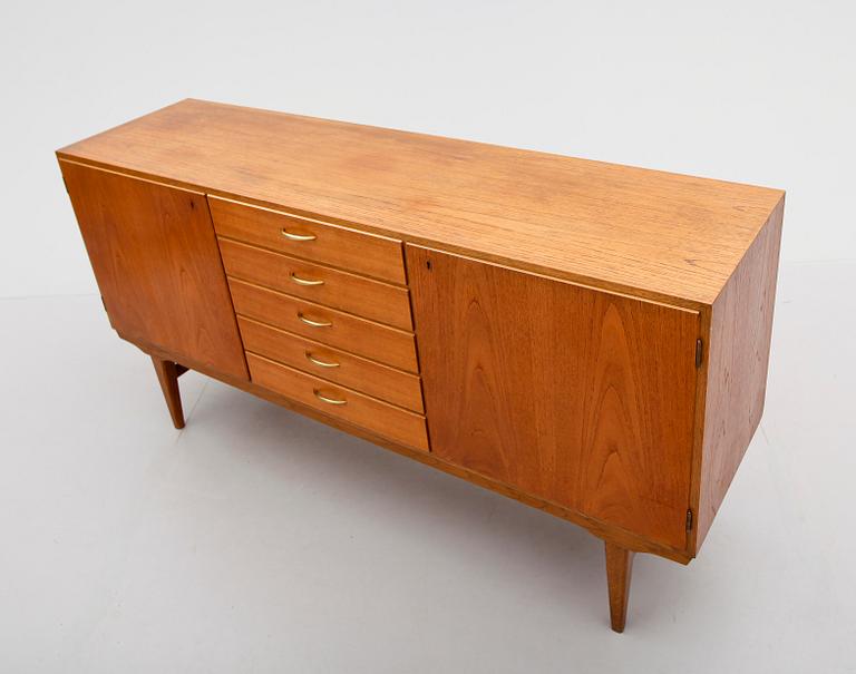 SIDEBOARD, 1960-tal.