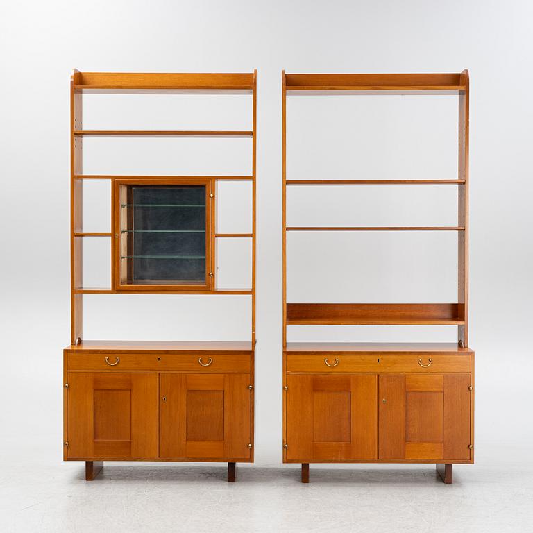 Josef Frank, a model 2112 mahogany book case with vitrine and cabinet, Firma Svenskt Tenn.