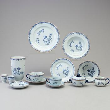 45 pieces of porcelain tableware from Rörstrand, model "Ostindia", 20th century.