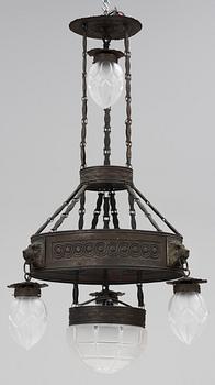 TAKLAMPA, koppar. Jugend, 1900-talets början möjligen Prag. H 120.