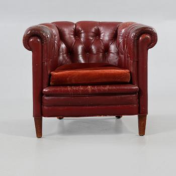 CLUBFÅTÖLJ, tidigt 1900-tal.