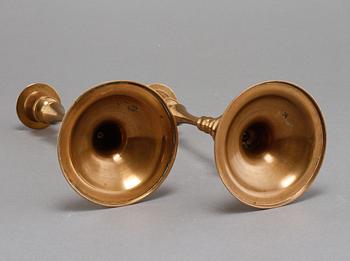 LJUSSTAKAR, ett par samt 2 st, mässing samt malm, delvis Skultuna, 1900-tal.