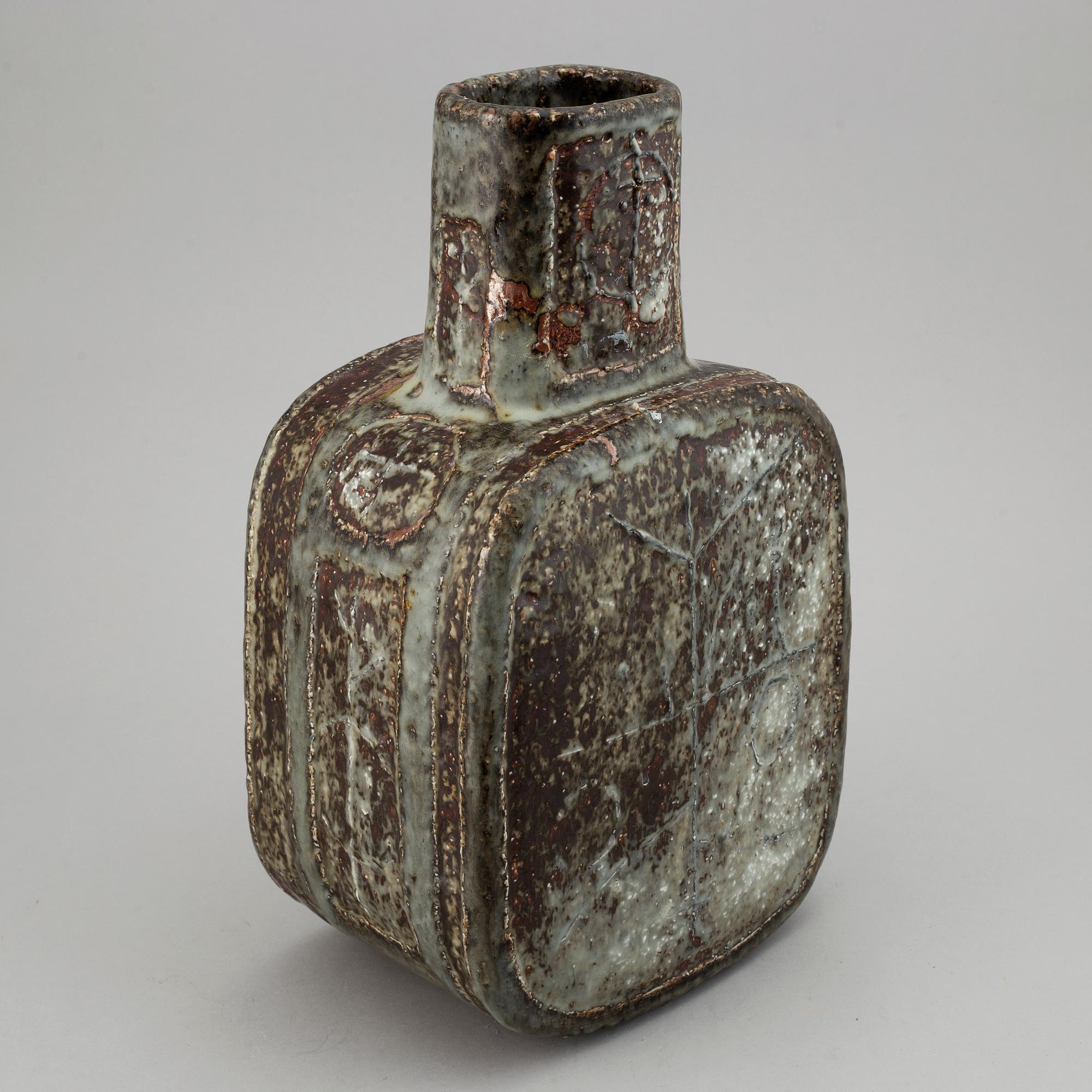 CARL-HARRY STÅLHANE, a large unique stoneware vase, Rörstrand, Sweden 1960's.