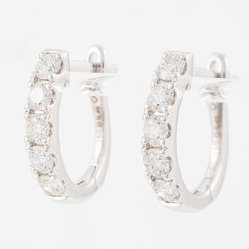 Earrings, 18K white gold set with brilliant-cut diamonds.