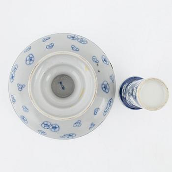 Seven pieces of porcelain, China, 18th-20th century.