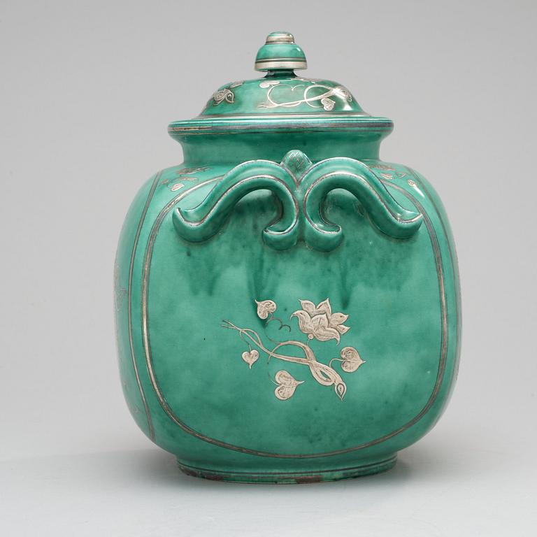 WILHELM KÅGE, urna med lock, "Argenta", Gustavsberg 1932.