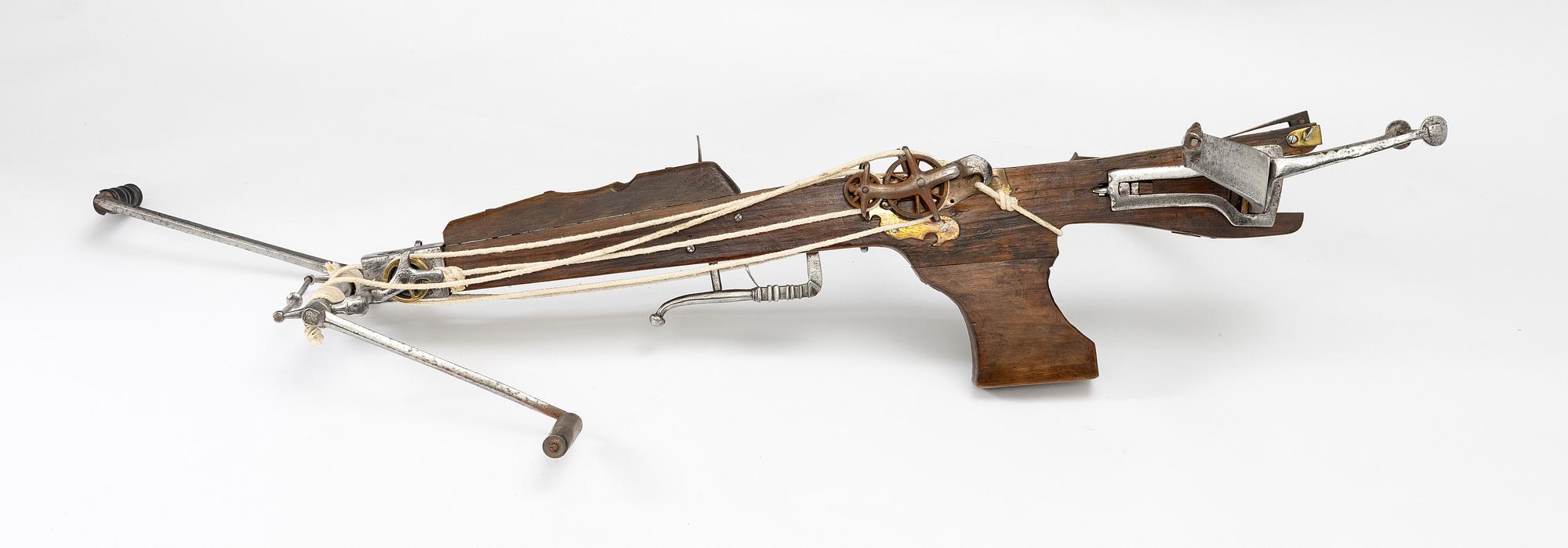 A Flemish/Dutch target shooting crossbow, 17th/19th century.