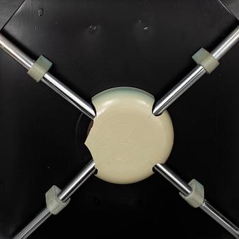 ARNE JACOBSEN, a set of four Sjuan chairs.