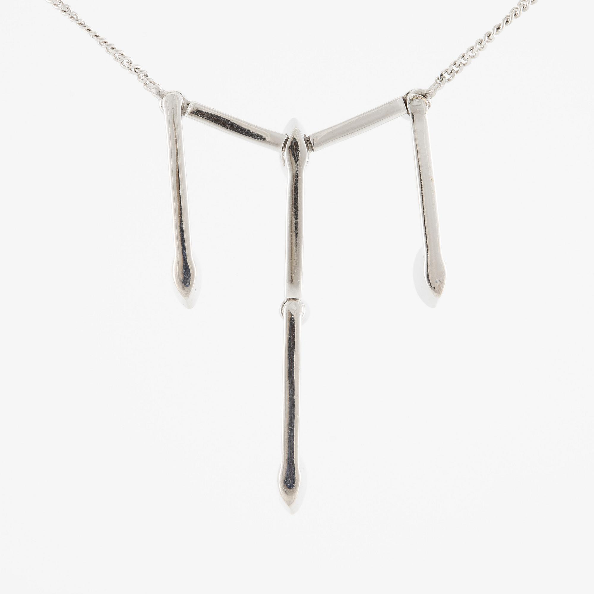 Necklace 18K white gold with brilliant-cut diamonds, Alfieri & St. John, Italy.
