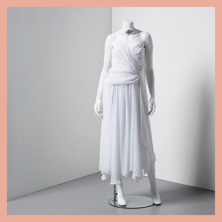 KLÄNNING, Frank Usher, engelsk storlek 36.