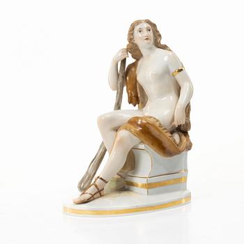 Meissen, A Meissen 'Omphale' porcelain figure, Ludwig Schwanthaler, around 1900.