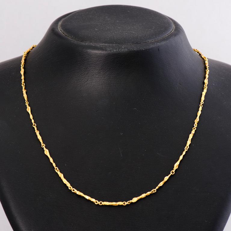 A LAPPONIA NECKLACE, 14K gold. 1993.