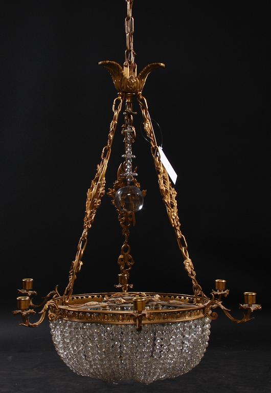 LJUSKRONA, nyrokoko, sent 1800-tal. H 80.