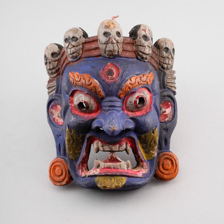 MASK, målat trä, möjligen Tibet, 1900-tal.