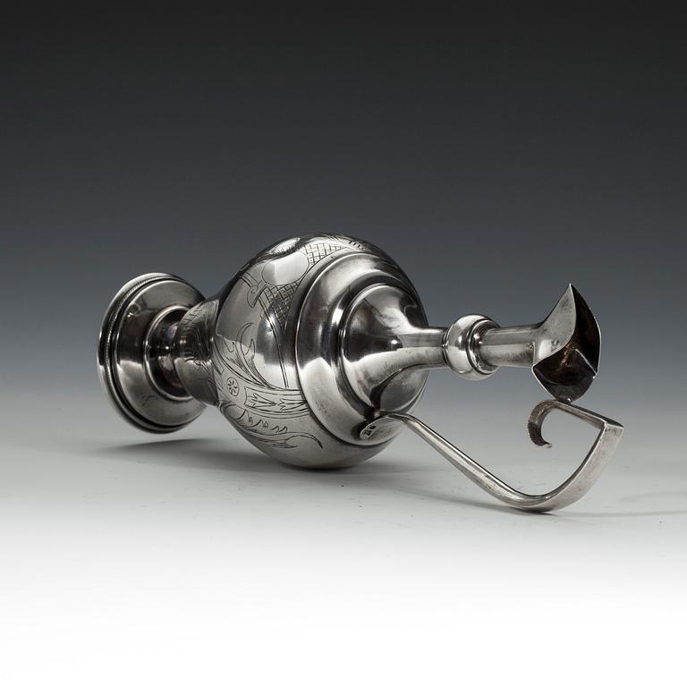 KANNA, silver, mästarstämplar НСС (kyrilliska), Moskva 1908-1917. Vikt 199 g.