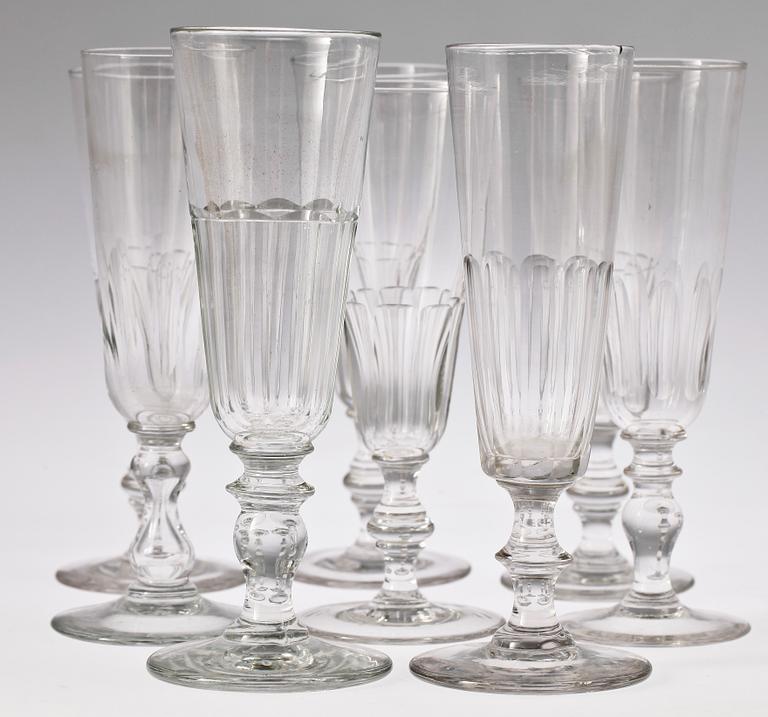 CHAMPANGESTRUTAR, 8 st, glas, 1800-1900-tal.