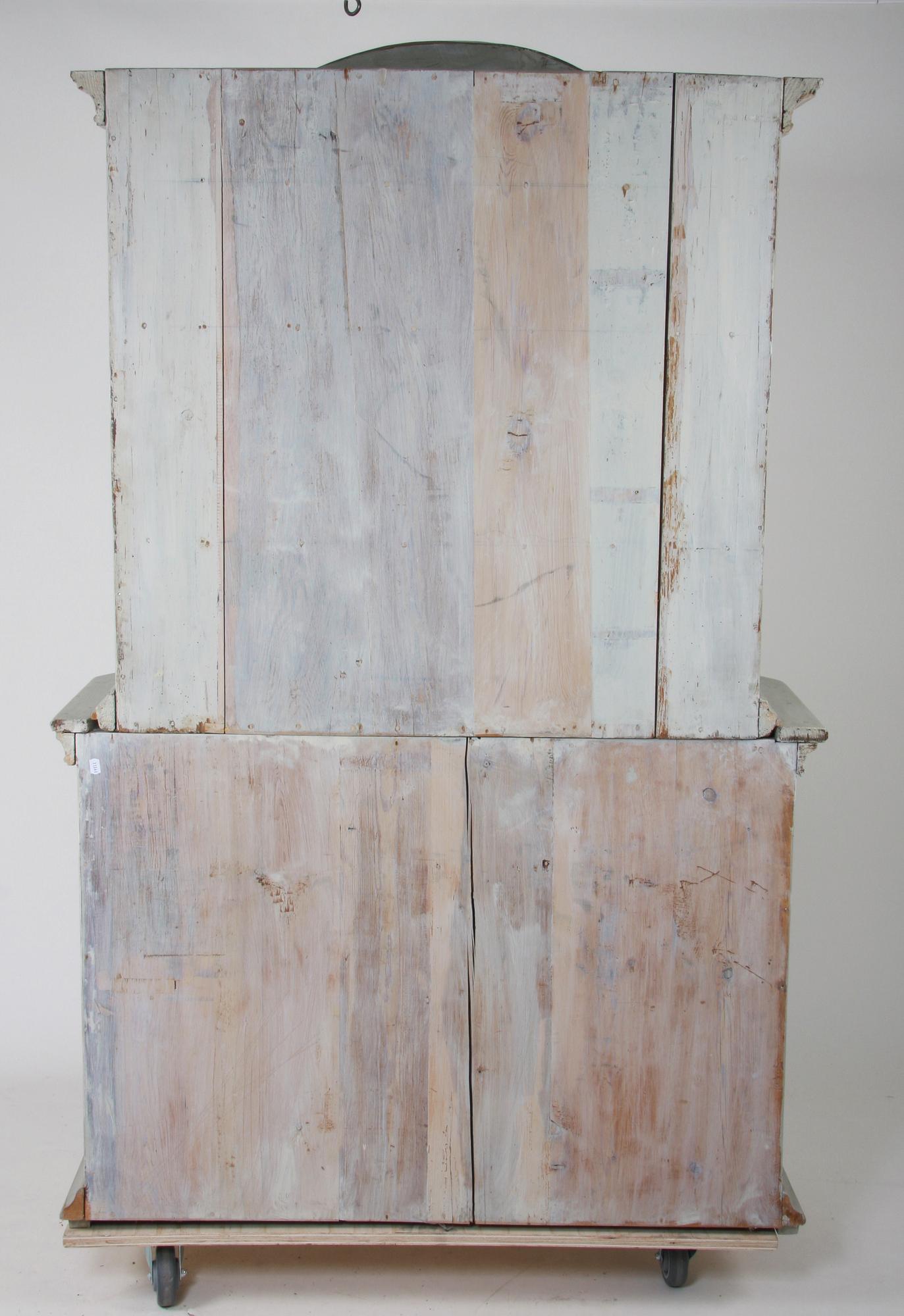 SKÅP, sengustavianskt 1700/1800-tal.