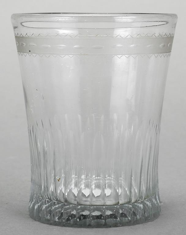 DRICKSGLAS, 4 st, troligen 1800-talets första hälft.
