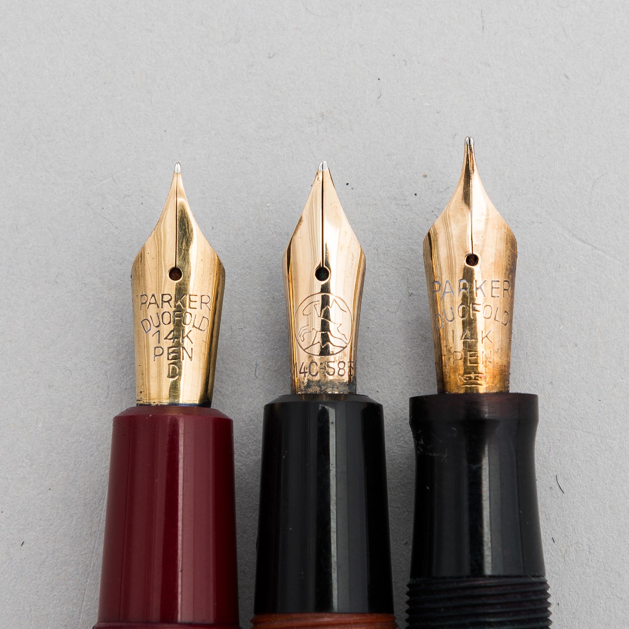Parker, mustetäytekynät 3 kpl, 14 K kultakärjet, USA.