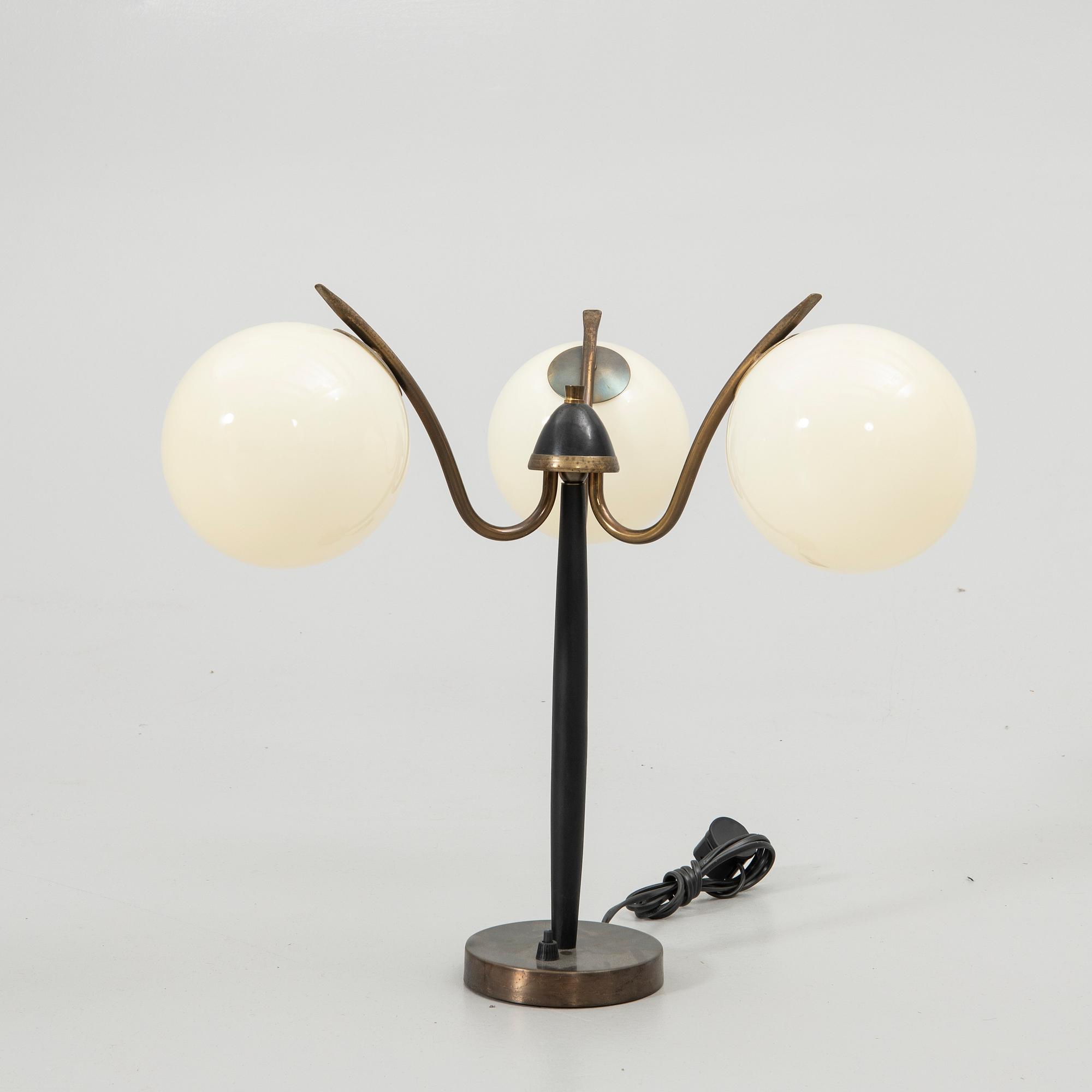 Table lamp, first half of the 20th century.