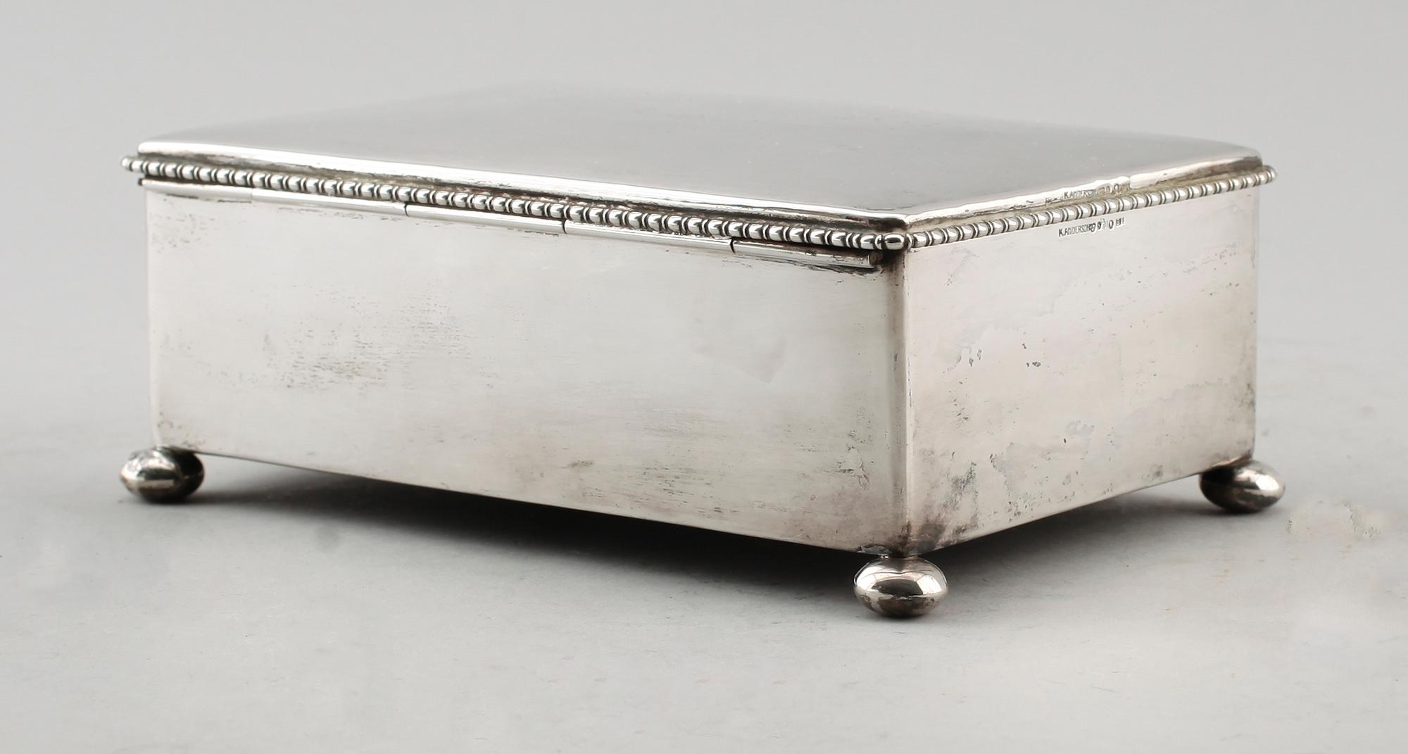 CIGARRLÅDA, silver, K Anderson, Stockholm 1928. Total vikt med inredning ca 722 g.