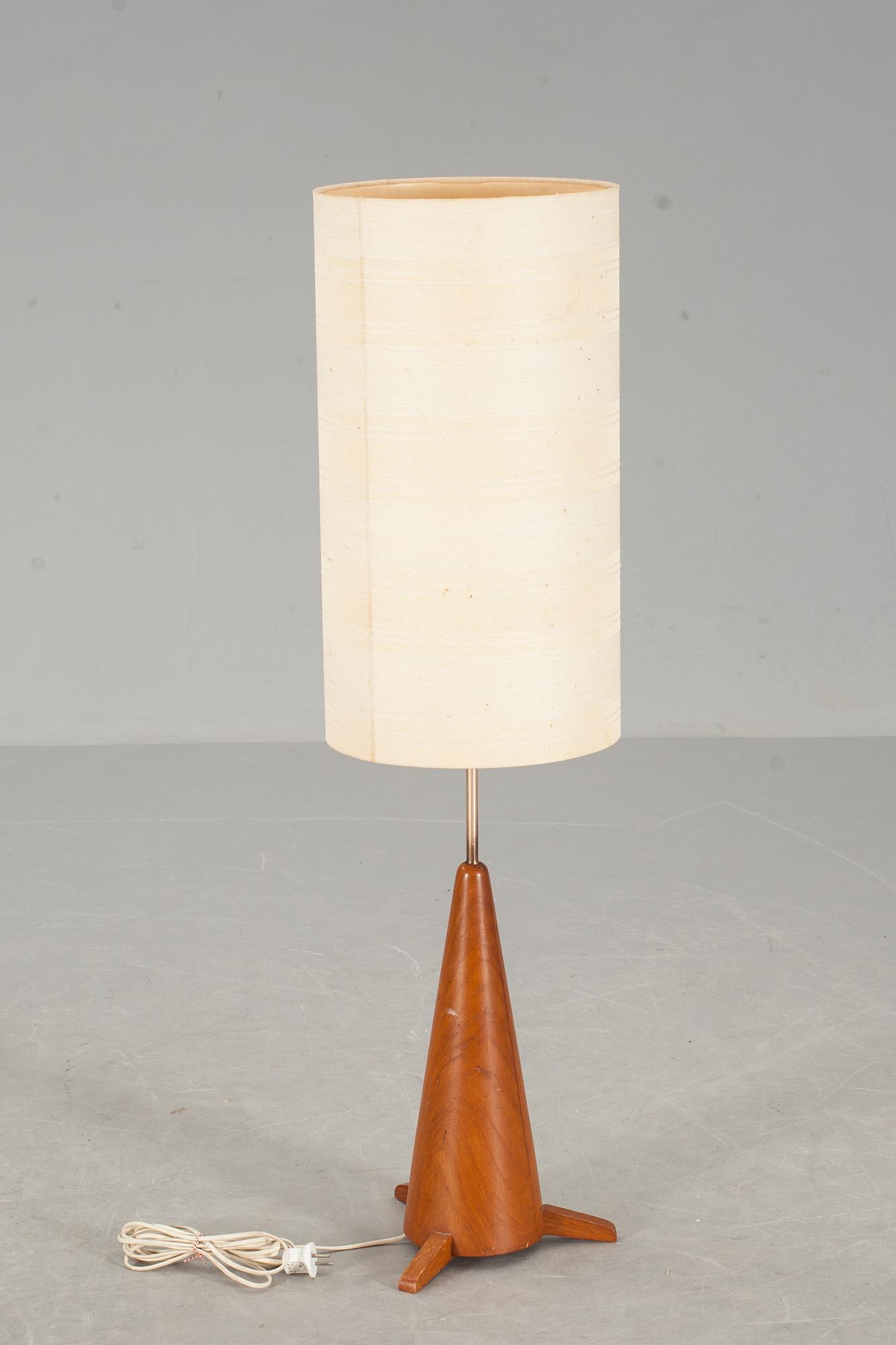 BORDSLAMPA, 1950-tal.