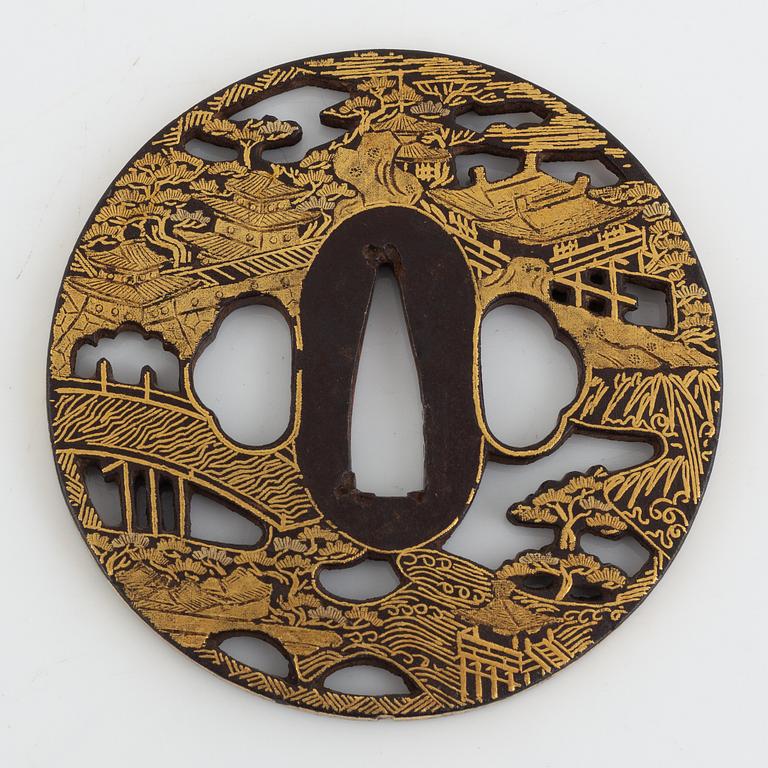 Tsuba, mumei, Japan, Edo.