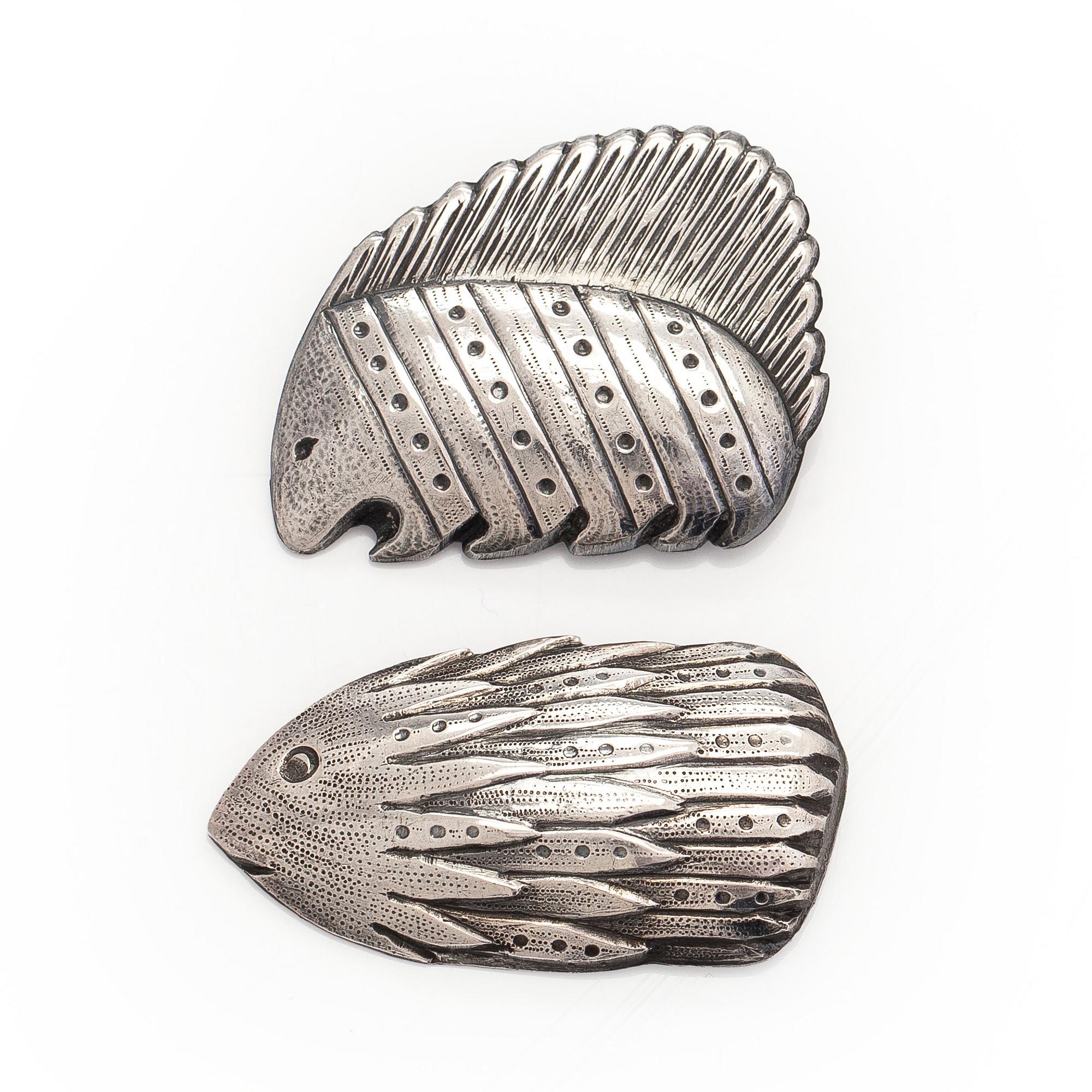 Kirsti Ilvessalo, broscher, 2 st, silver, Kalevala Koru.
