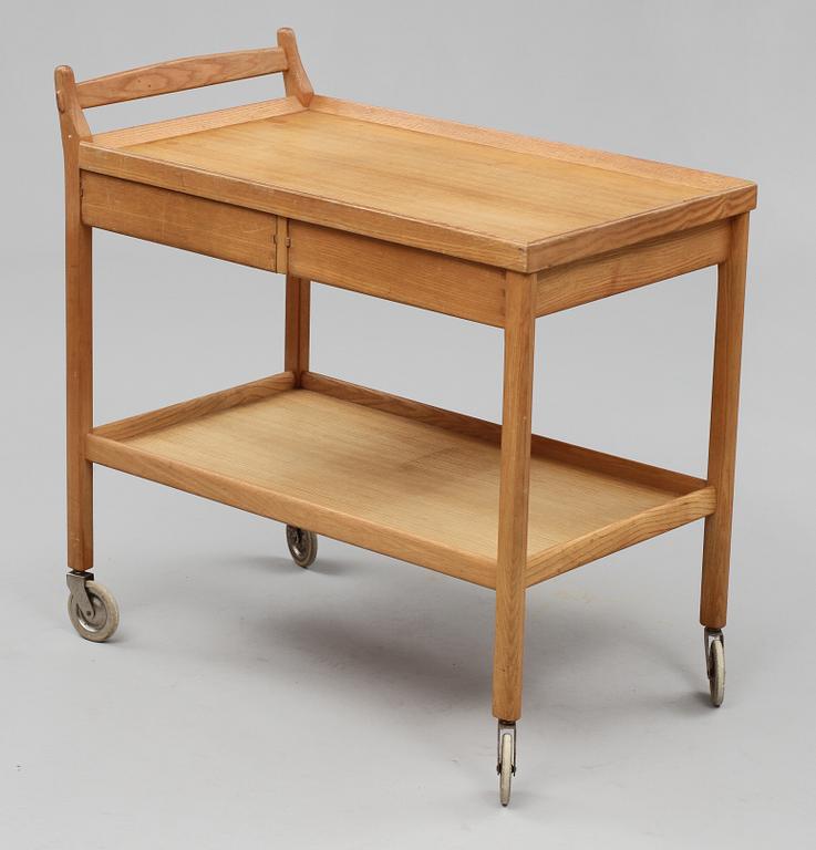 SERVERINGSVAGN, 1900-talets fjärde kvartal.