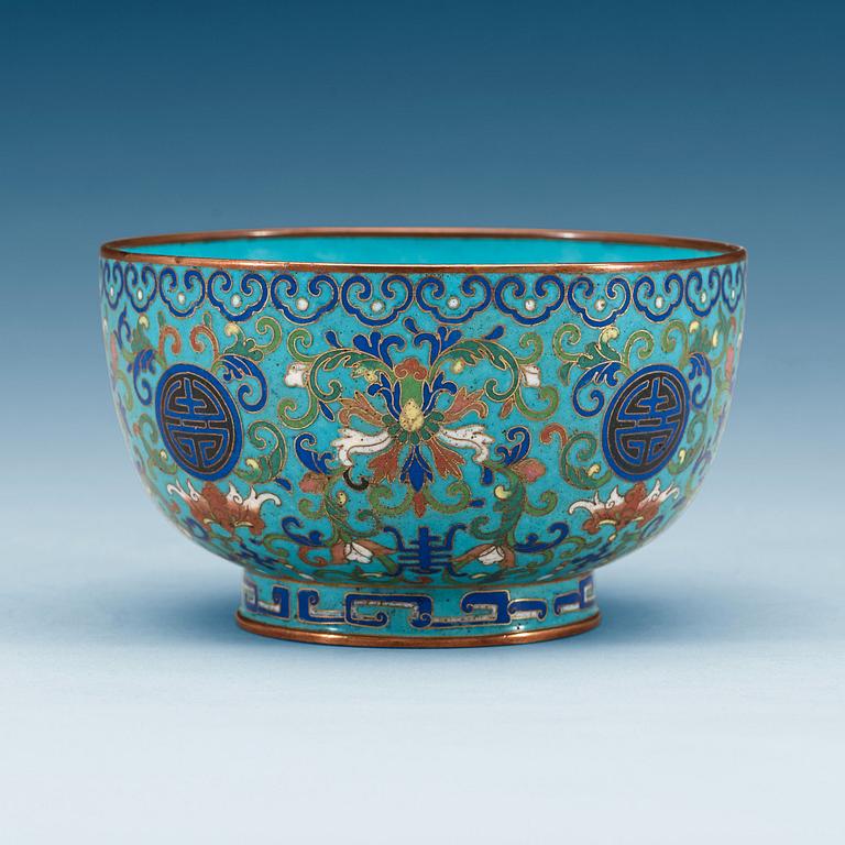 SKÅL, cloisonné. Qing dynastin (1644-1912).