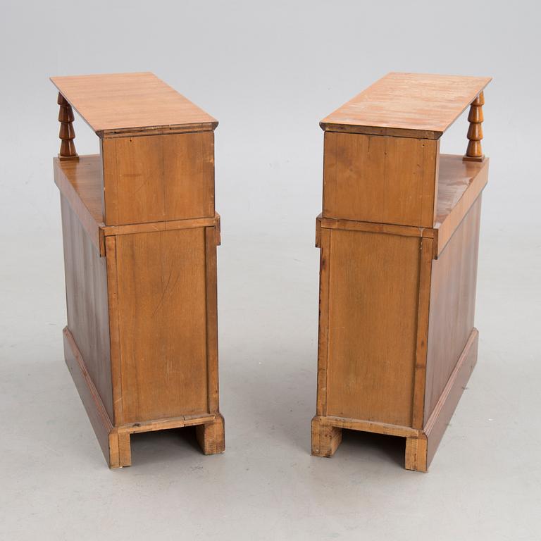 An early 20th century six-piece set of furniture by Armas Lindgren and Onni Tarjanne.