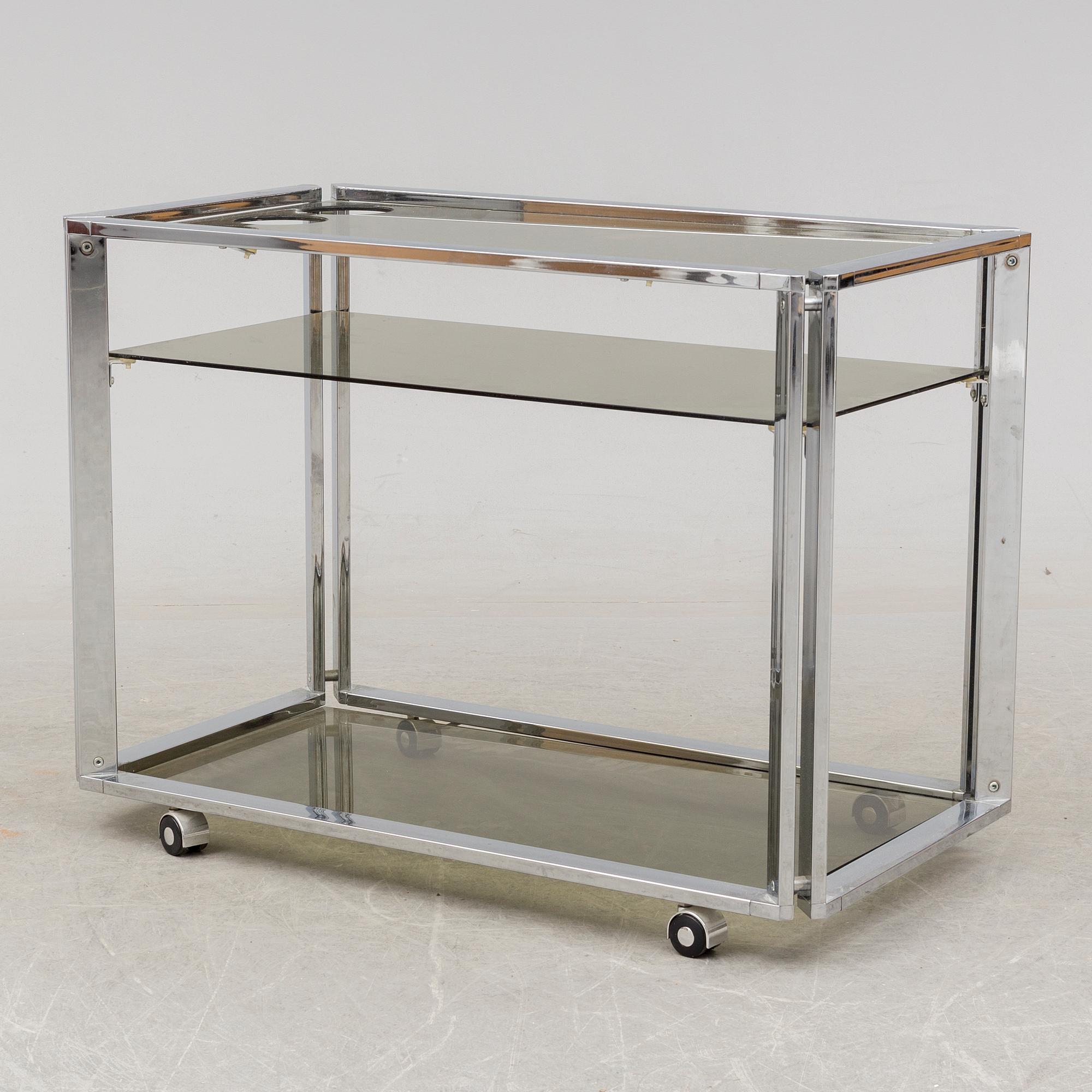 SERVERINGSVAGN, 1980-tal.