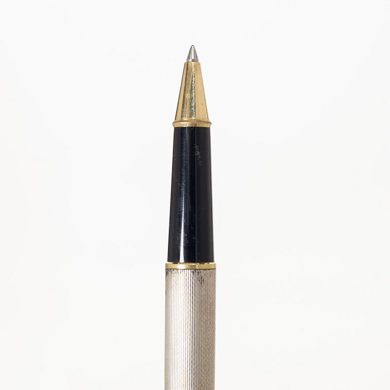 A silver Montblanc pen, pre-1991.