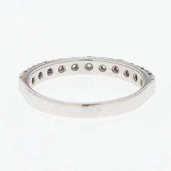RING, briljantslipade diamanter, 18K vitguld. A. Tillander 1981.