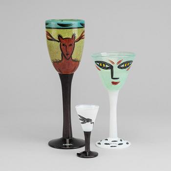 ULRICA HYDMAN-VALLIEN, vinglas 2 st samt snapsglas, Kosta Boda 1900-talets senare del (3).