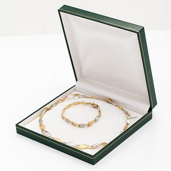 A 14K gold necklace and bracelet.