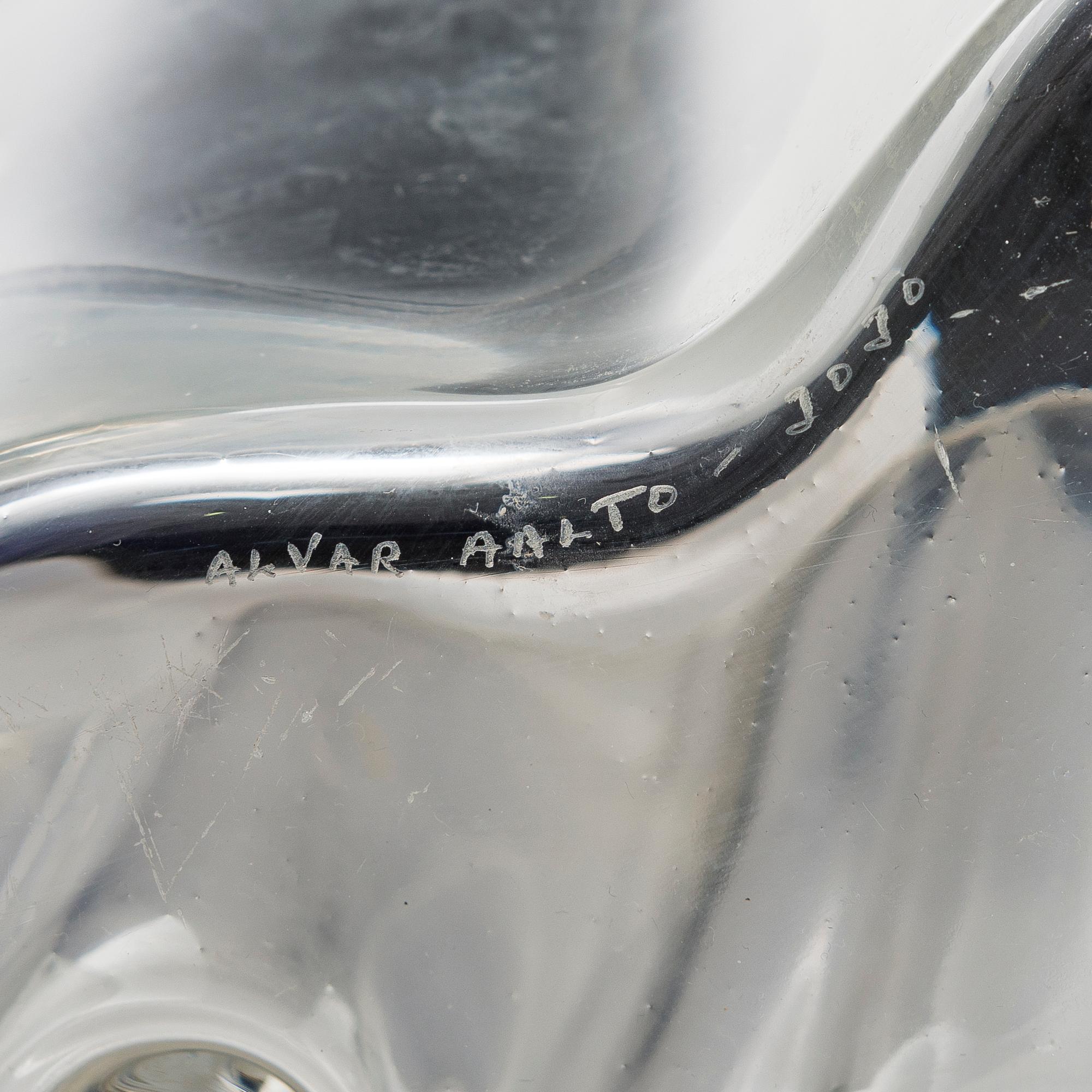 ALVAR AALTO, two glass vases, signed Alvar Aalto.