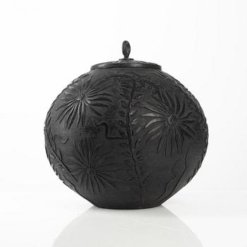 Anja Notini, an urn with cover, own workshop, Saltsjö-Boo.