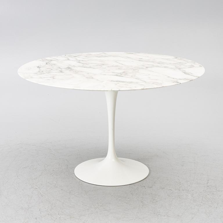Eero Saarinen, Dining table, “Tulip”, Knoll Studio.