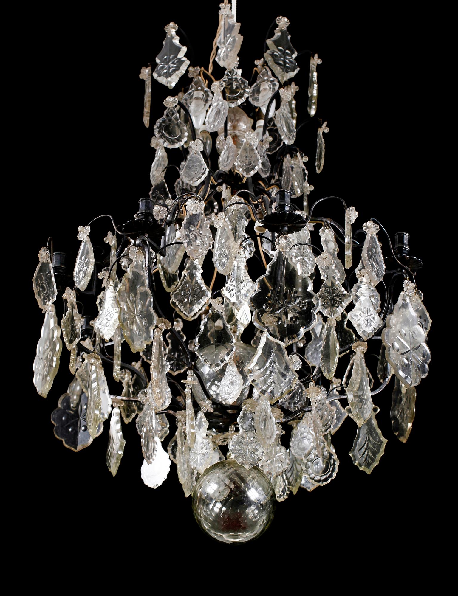 LJUSKRONA, barockstil, 1900-talets första hälft, höjd ca 115 cm.