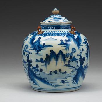 A blue and white jar with cover, Ming dynasty, Tianqi/Chongzhen, early 17th century.