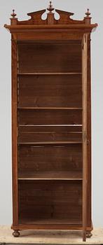 BOKSKÅP, nyrenässans, 1800-talets slut.